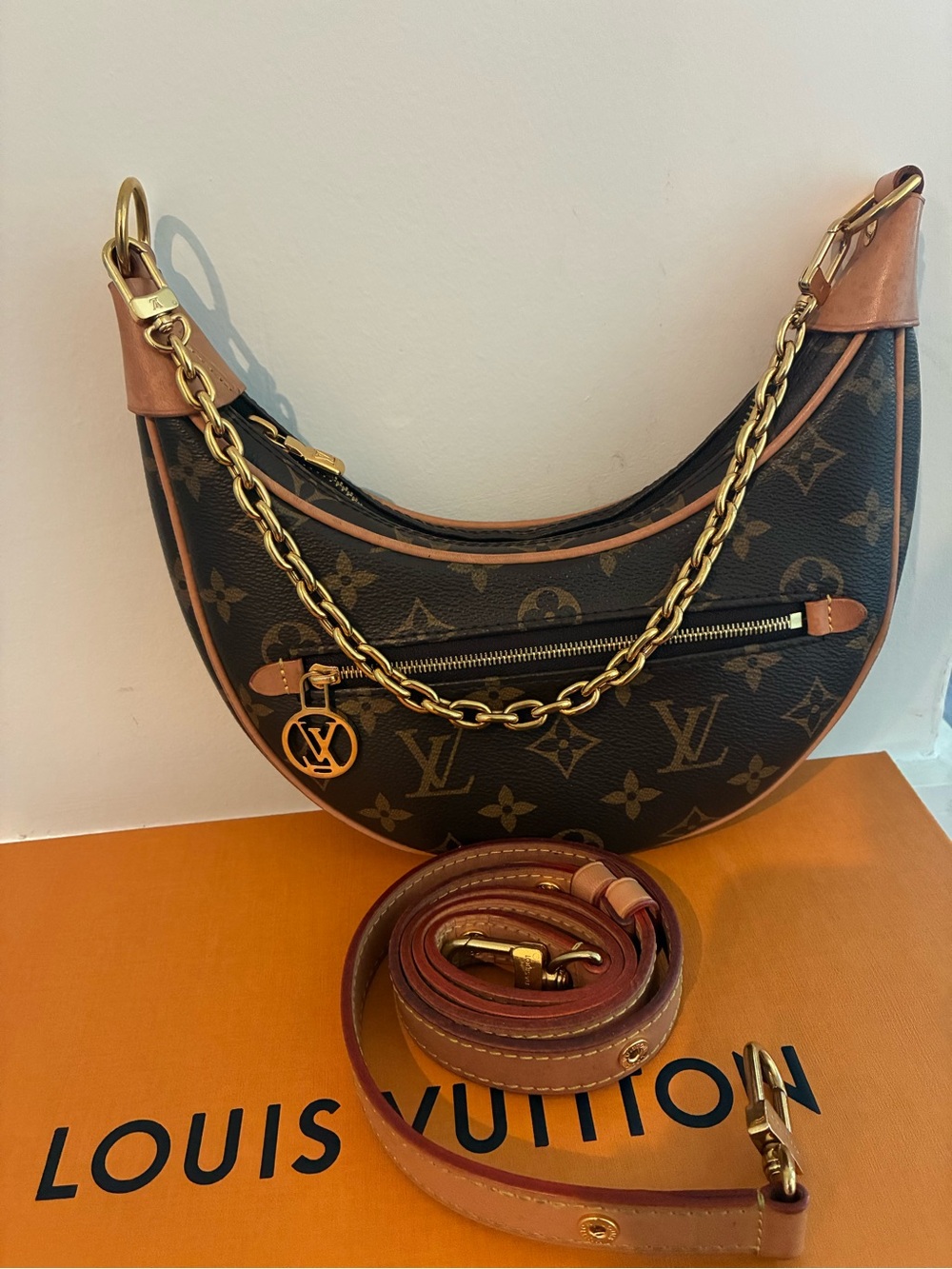 Louis Vuitton Monogram Crescent Shoulder Bag with Gold Chain - Picture 3 of 12
